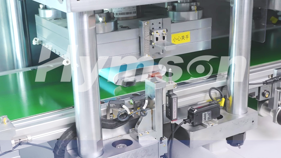 海目星方形高速卷繞機(jī)，打造高效卷繞新標(biāo)桿