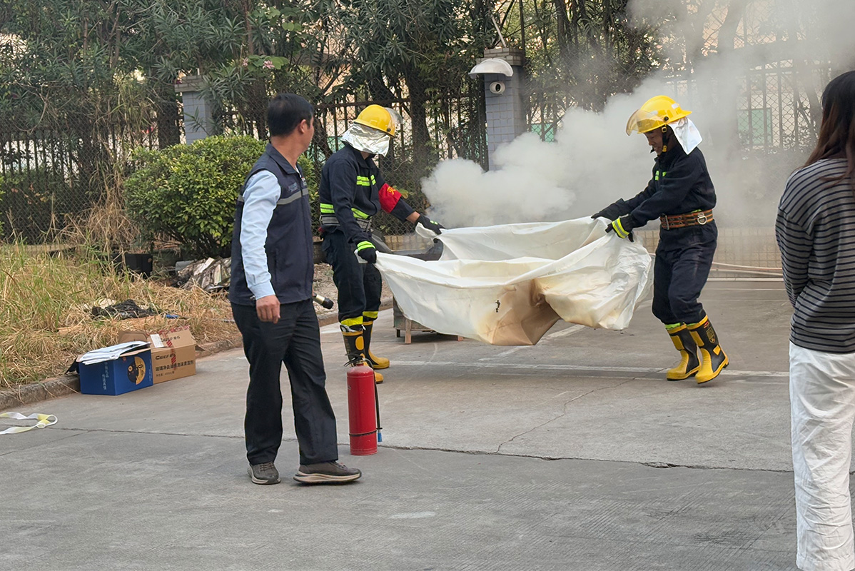 滅火毯演練.jpg